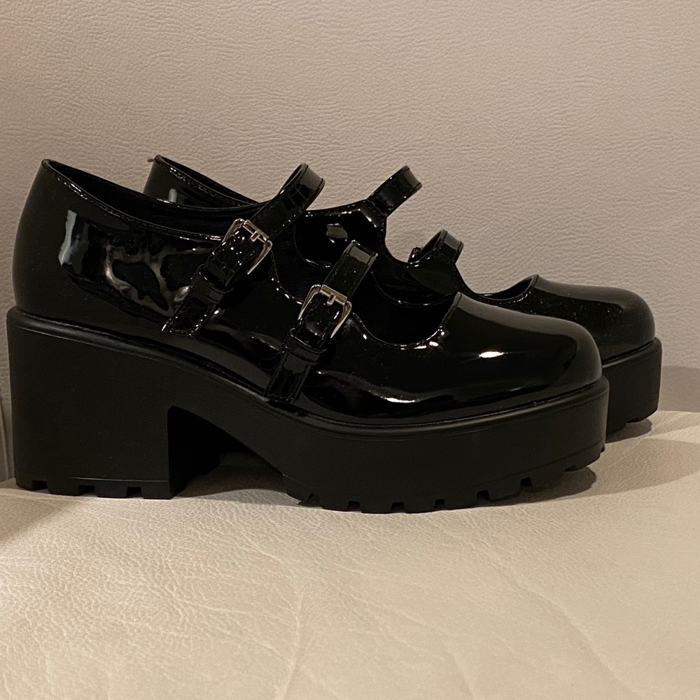 Black PLEATHER Mary Jane Heels
